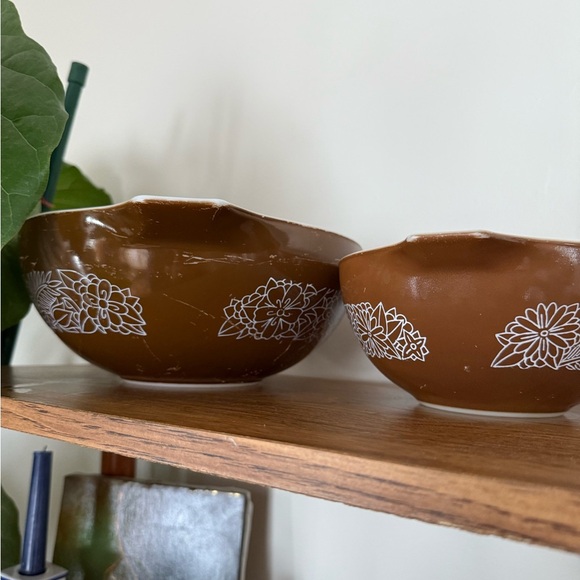 3 Vintage Pyrex Woodland Cinderella Brown Nested Mixing Bowls 442, 443, 444 - Picture 4 of 8